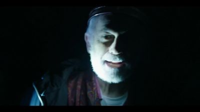 DEREK:Every inch a king. - Silent Witness