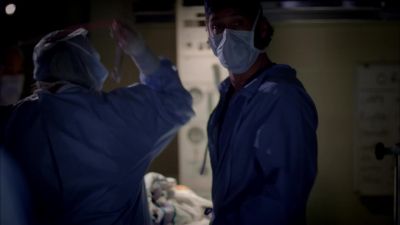 Derek? His breathing is
shallow. His sats are low. - Grey's Anatomy