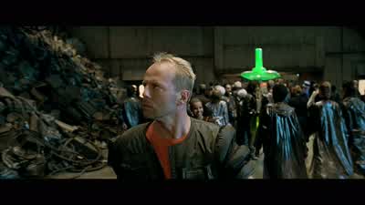 Dernier appel pour Fhloston. - The Fifth Element