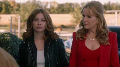 Des wants to continue his father's practice - The Spencer Sisters
