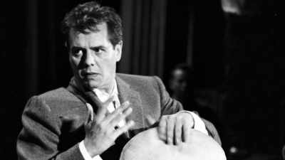 Desi Arnaz backs off. - Mafia Spies