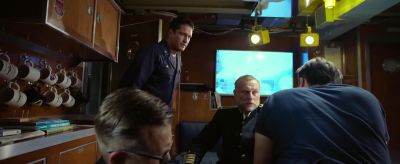 Destroyer's bearing off, Captain. - Hunter Killer