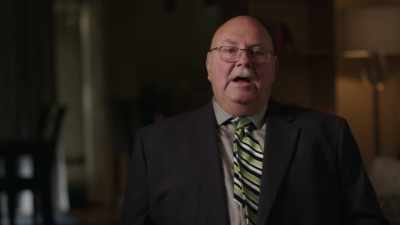 DET. LASSIG:
He sat in his car, - Buried In The Backyard