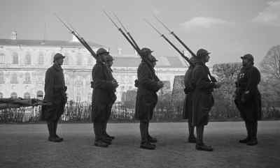Detail, halt! - Paths of Glory