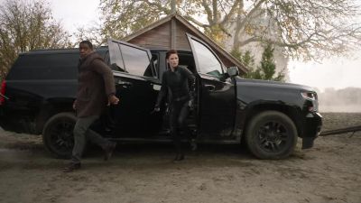 Detain all aggressors. - Supergirl