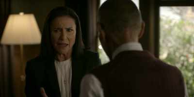 Detective Duran, Sheriff's Department.
We spoke at your office. - Bosch: Legacy