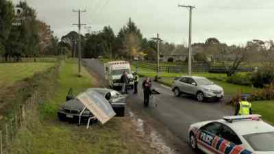 Detective.
Hi, Chris. - The Brokenwood Mysteries