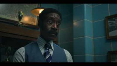 Detective Hudson?
You've got a call on line two. - Fight Night: The Million Dollar Heist