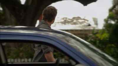 Detective Longworth. - The Glades