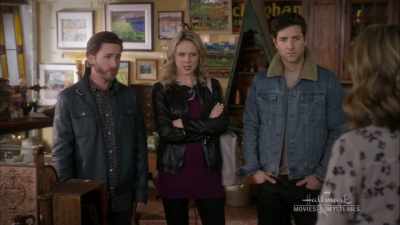 Detective lynwood said - Garage Sale Mystery: Murder By Text