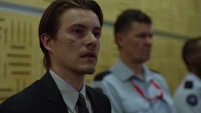 Detective Staszik. Simon Heywood's flat - Seven Types of Ambiguity