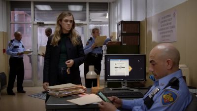 Detective Stone. I need
a one-on-one with a C.I. - Manifest