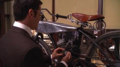 - Detective?
- Yes, George. - Murdoch Mysteries