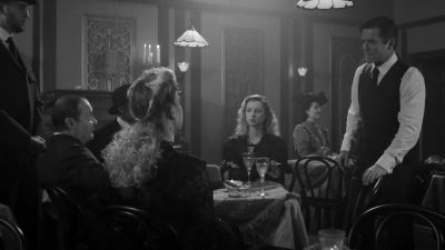           - Detective,
      you don't look well. - Murdoch Mysteries