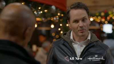 Detectives, this case
is the only thing - The Santa Stakeout