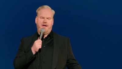 Deus enviava uma praga
e nós interpretávamos assim: - Jim Gaffigan: Dark Pale
