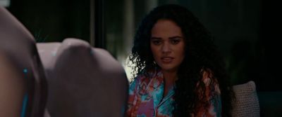 -[Devon] Oh. Whoa.
What the hell?
-[Kayla] Oh, shit. - Margaux
