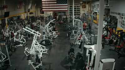 DEXTER: You gotta know how
to make the proper adjustments - Breaking Olympia: The Phil Heath Story