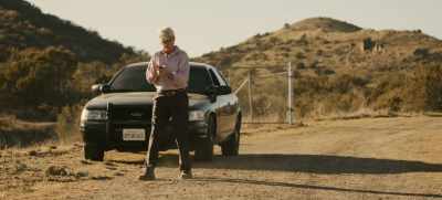(dial tone blaring) - Death on the Border