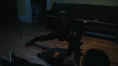 - Diamond, get up! Get up! - Where'd he go? - Under His Influence