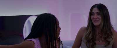 Diamond, I'm so sorry,
but I slept with your dad. - Sheroes