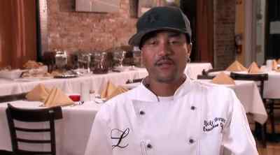 * DIAMONDS ON MY FISH,
LOOK, DIAMONDS ON MY FISH * - Kitchen Nightmares