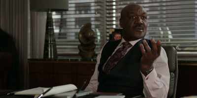 - Diane needs a word with you.
- Now? - The Good Fight