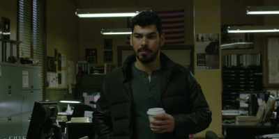 DiAngelo wants you to hang back.
He'll hit you up if he needs you. - Seven Seconds