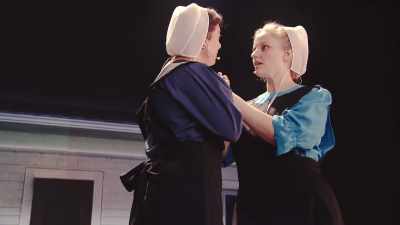 Dicen que el tamaño de las olas, - The Confession Musical