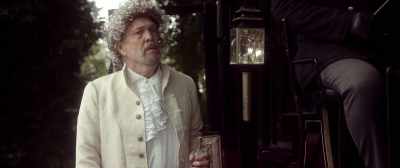 [Dick] Right, that's
it, nobody move. - The Highwayman