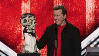 Did my arm just fall off? - Jeff Dunham:  I'm With Cupid