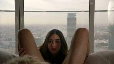 - Did you bring a plug?
- No, f-fingers are good. - Vida