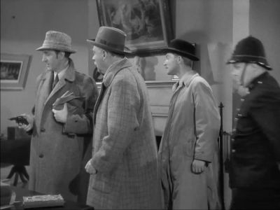 Holmes - Dressed to Kill