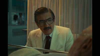 - Did you come to give your condolences?
- I don't know what you mean. - Argentina, 1985