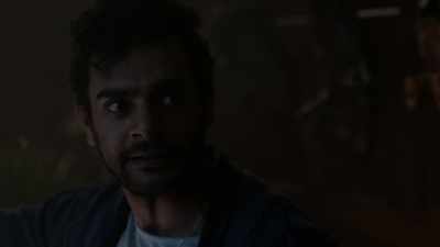- Did nobody else see that?
- See what? - No Escape Room