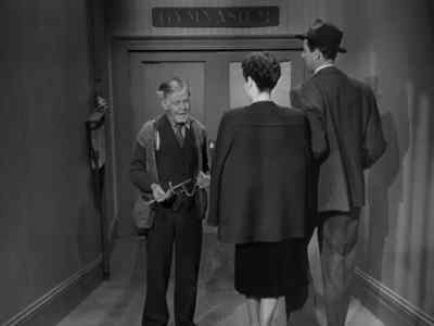 Did you ever do the Samba, Mr Quincy? - Magic Town