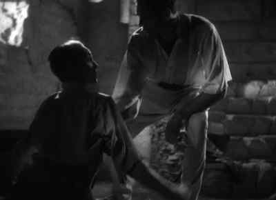 Did you get a gun, too? - The Lives of a Bengal Lancer