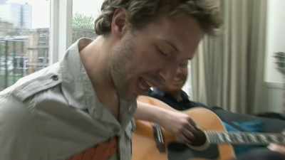 -Did it get anything in there?
-[guitar note] - Coldplay: A Head Full of Dreams