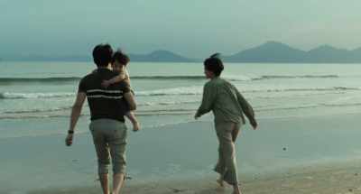 Did you have fun? Want to go in the ocean? - Broker