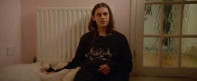 Did you have, like,
boyfriends before dad? - Days of the Bagnold Summer