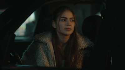 -Did he, uh...
Did he deserve it? - Road Trip Hostage
