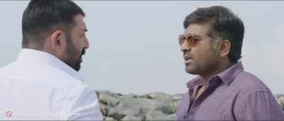 Did you hear about Ethiraj?
–Heard it was a sniper attack. - Chekka Chivantha Vaanam