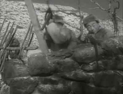 -Did you hear that?
-I sure did. Christmas! - Retreat, Hell!
