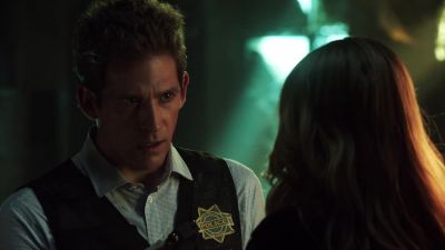 Did you hear that?
Yeah. - CSI: Crime Scene Investigation
