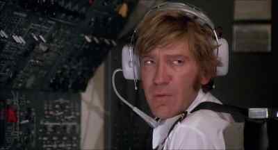 Did we hit him?
l don't think so. - The Concorde    Airport '79