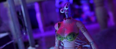 Did I overpluck my eyebrows - Small Soldiers