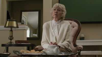 -Did julie know that?
-She must've, yes. - Murder Runs in the Family