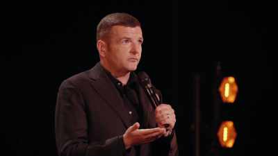 "Did you just order some...?
Are you waiting for somebody? - Kevin Bridges: The Overdue Catch-Up