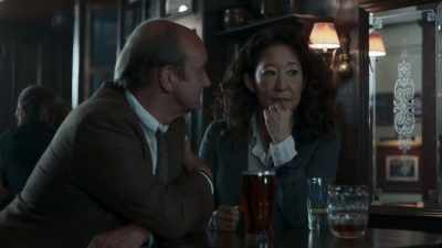 - Did you know about his wife?
- Mm-hm. - Killing Eve