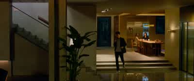 Did you know that Da song is faking it all Huh What do you mean It's all a show Acting like a genius that 4th dimension stuff is all fake An artist cosplay Da song You know that thing when he freezes and stares at the sky as if struck by inspiration So - Parasite